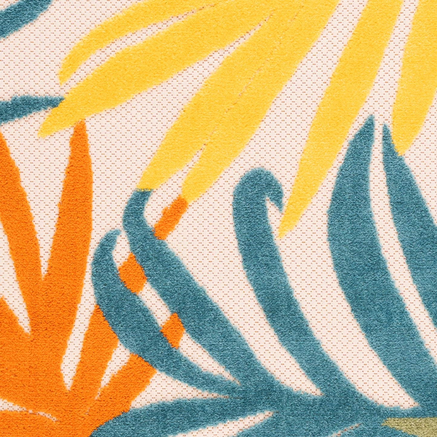 Tappeto da interno/esterno con motivo floreale costiero di origine.