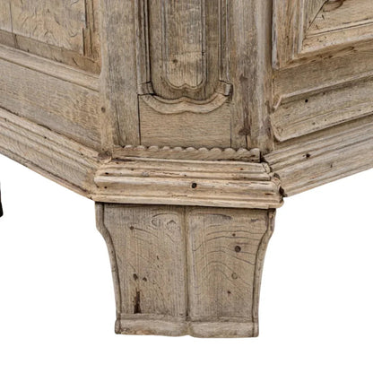 Armadio extra largo decorato in rovere francese, circa 1860