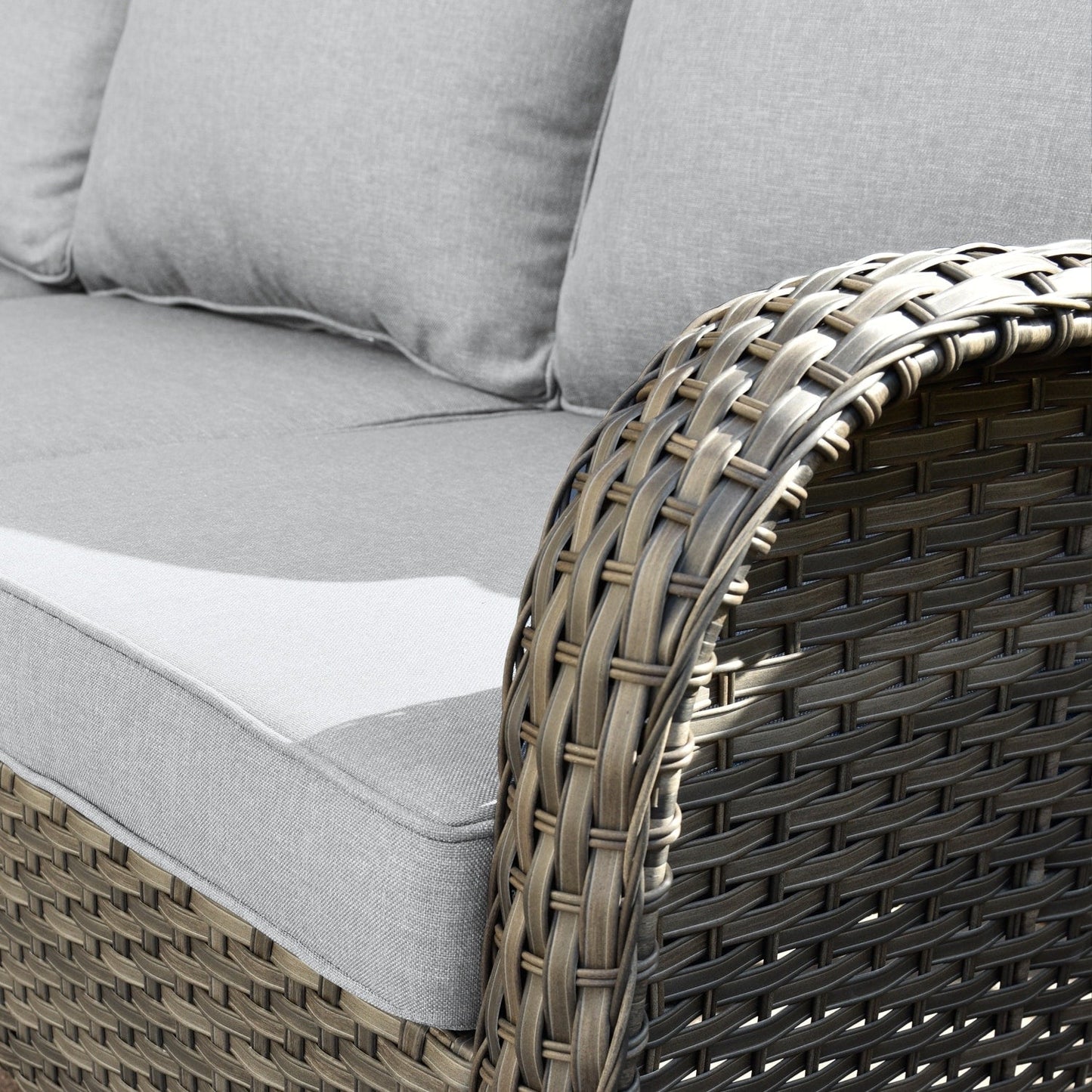 Set da conversazione OVIOS da 5 pezzi con schienale alto in vimini per patio