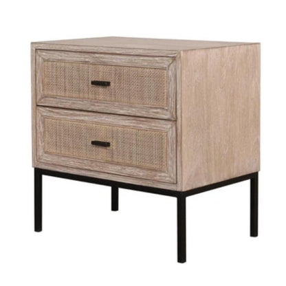 Comodino in rattan naturale