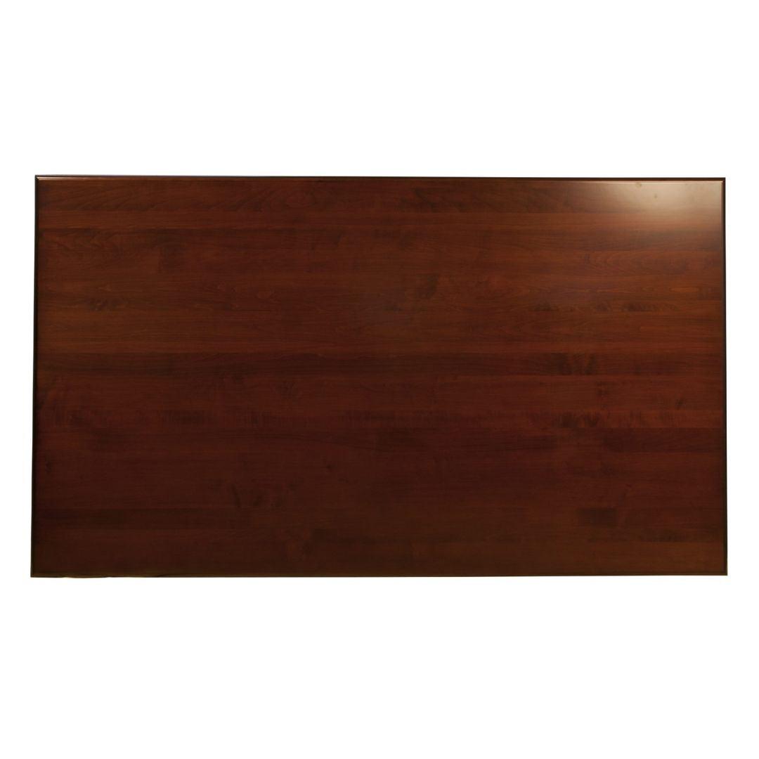 Elegante tavolo da pranzo con gambe cabriole