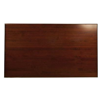 Elegante tavolo da pranzo con gambe cabriole