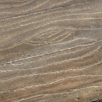 Poltrona rustica con rami di legno finto