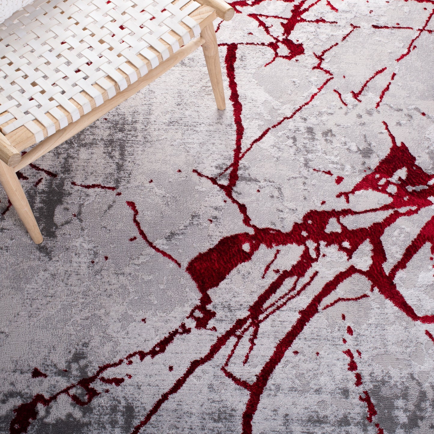 Tappeto moderno astratto anticato Amelia Alli SAFAVIEH