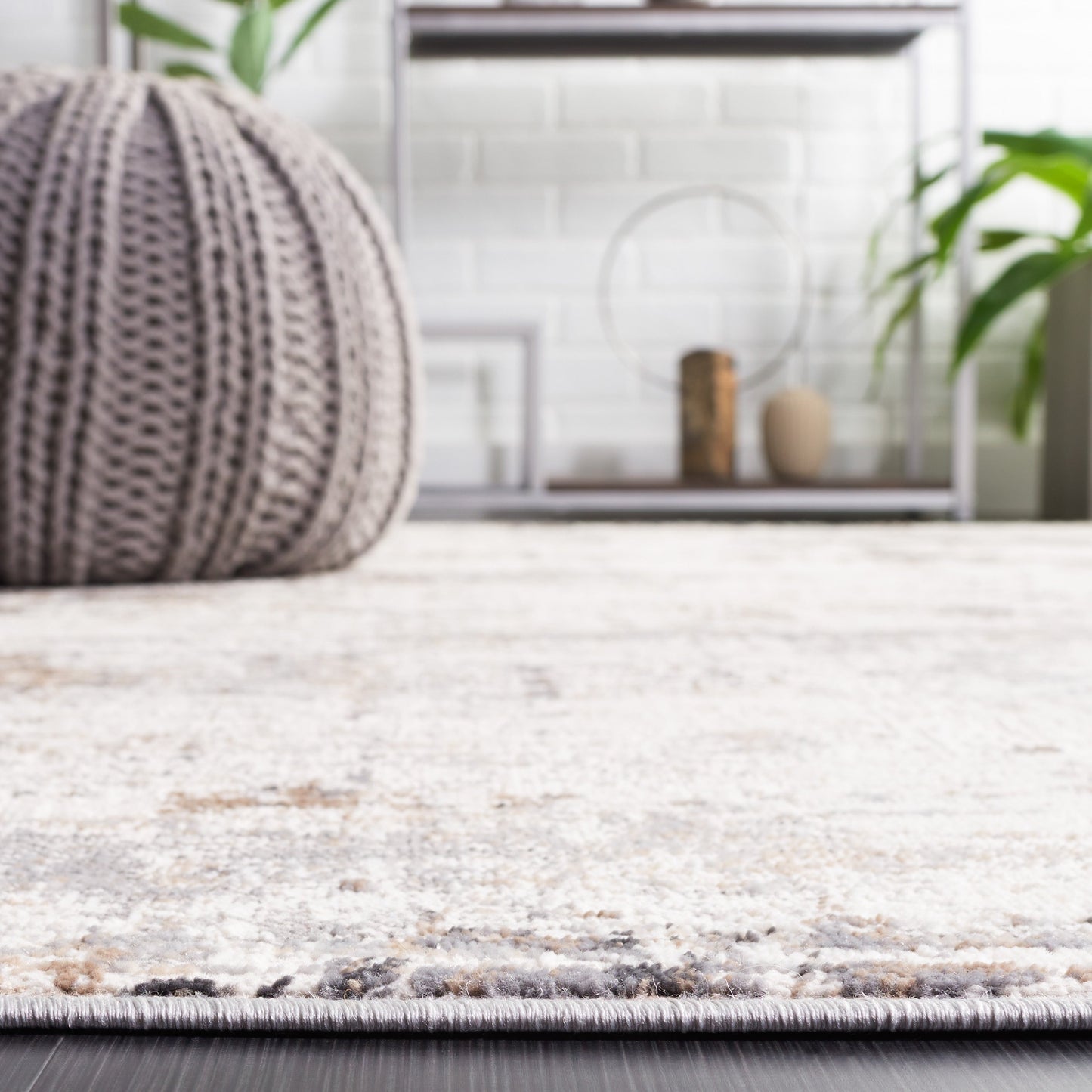 Tappeto moderno astratto Amelia Sanita SAFAVIEH