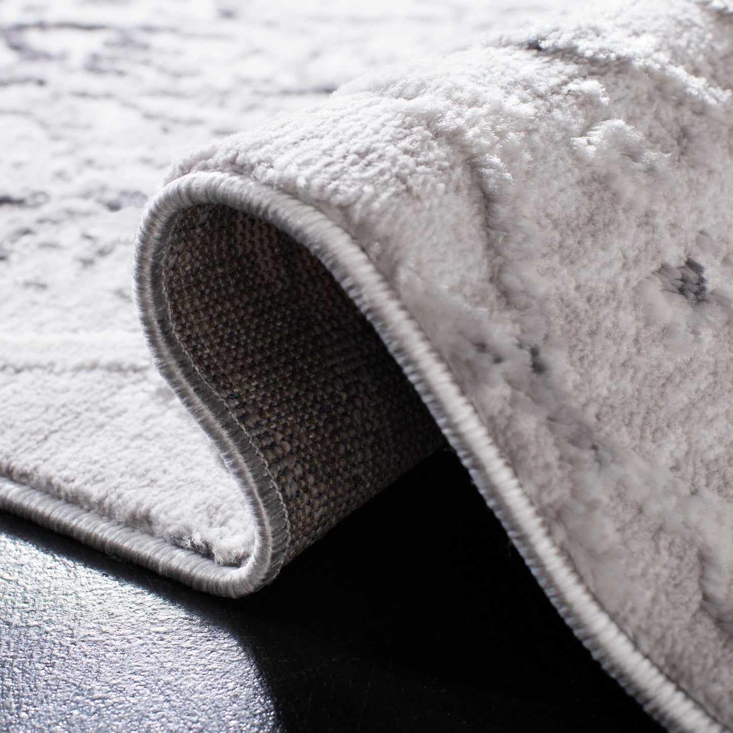 Tappeto moderno a traliccio invecchiato SAFAVIEH Amelia Selvete