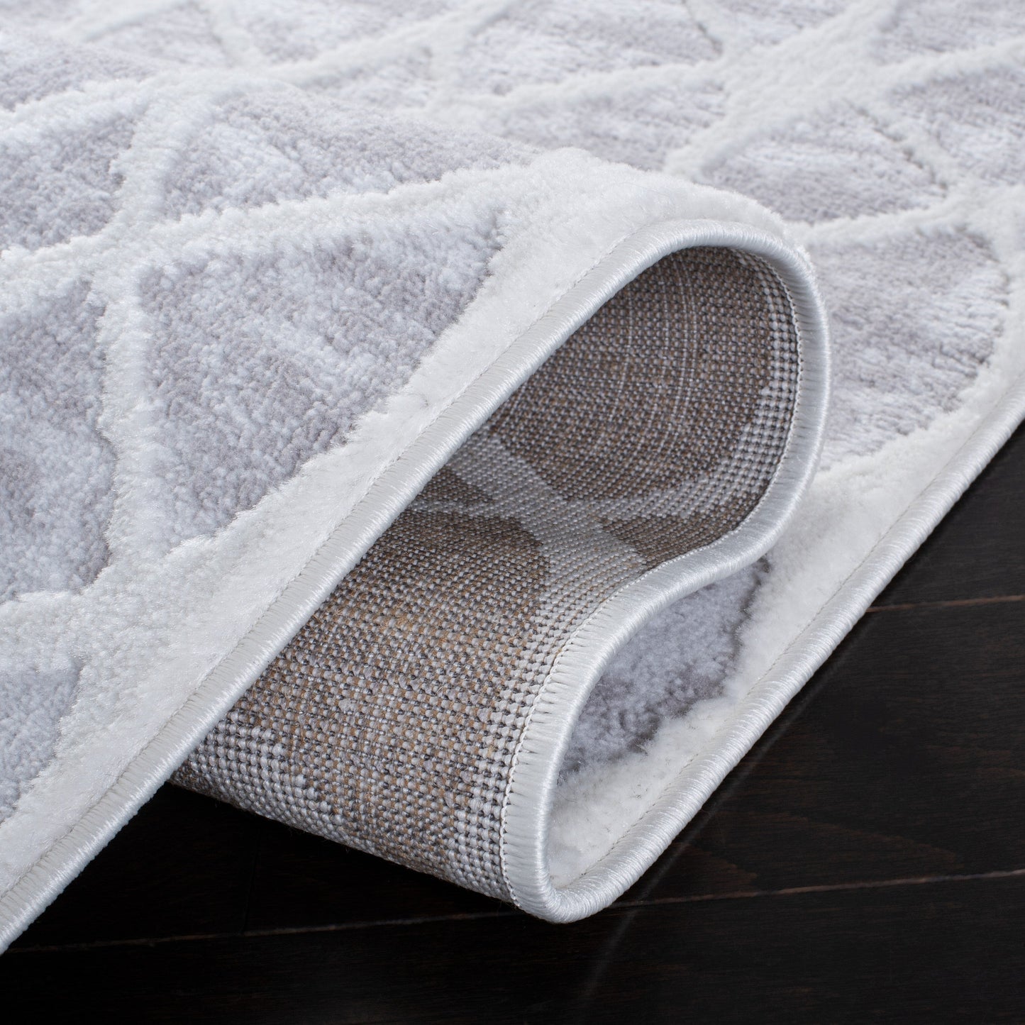 Tappeto geometrico invecchiato Amelia Tanasa SAFAVIEH