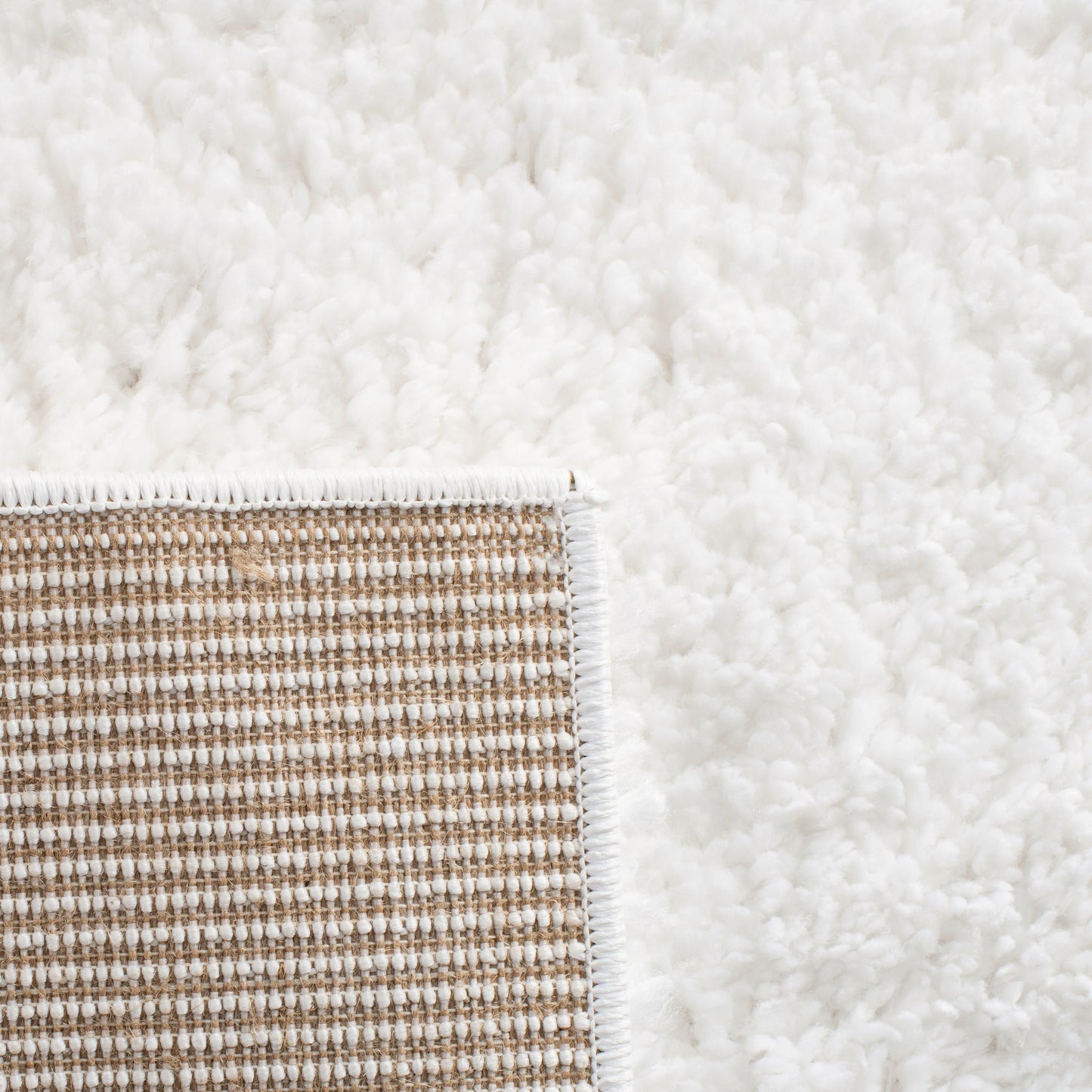 Tappeto SAFAVIEH August Wilhelma Shag Solid da 1,2 pollici di spessore