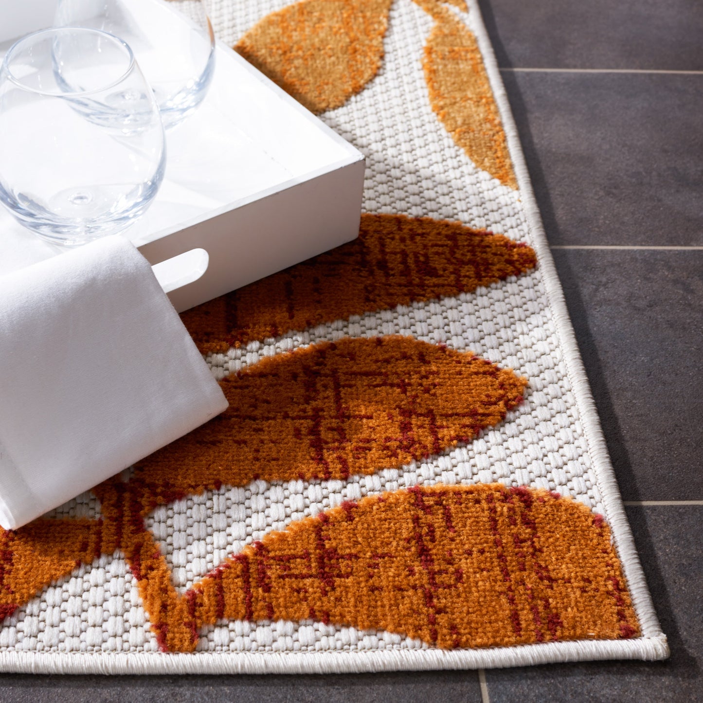 Tappeto floreale impermeabile per patio Cabana Neera da interno/esterno SAFAVIEH