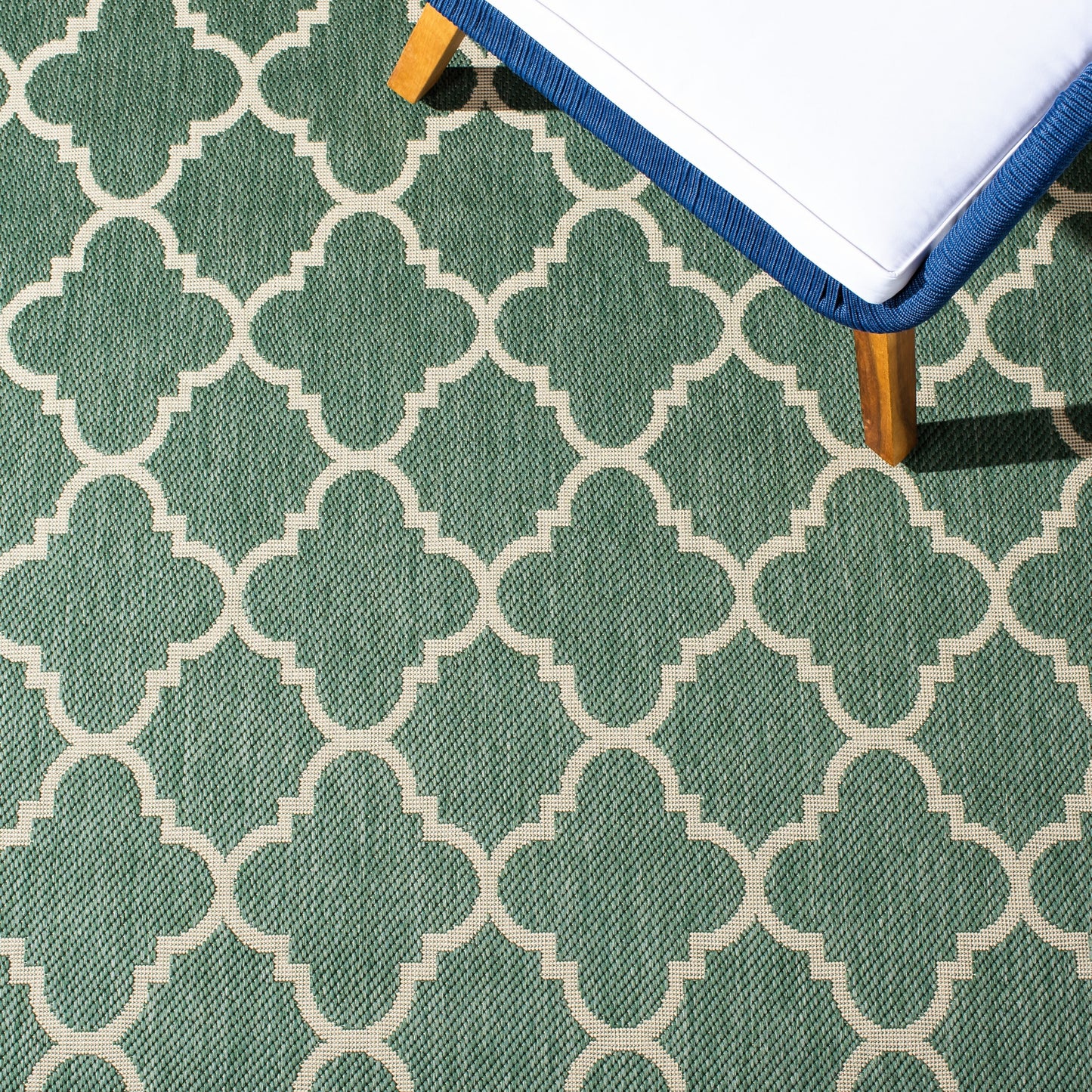 Tappeto da giardino impermeabile per interni ed esterni SAFAVIEH Courtyard Kristelle