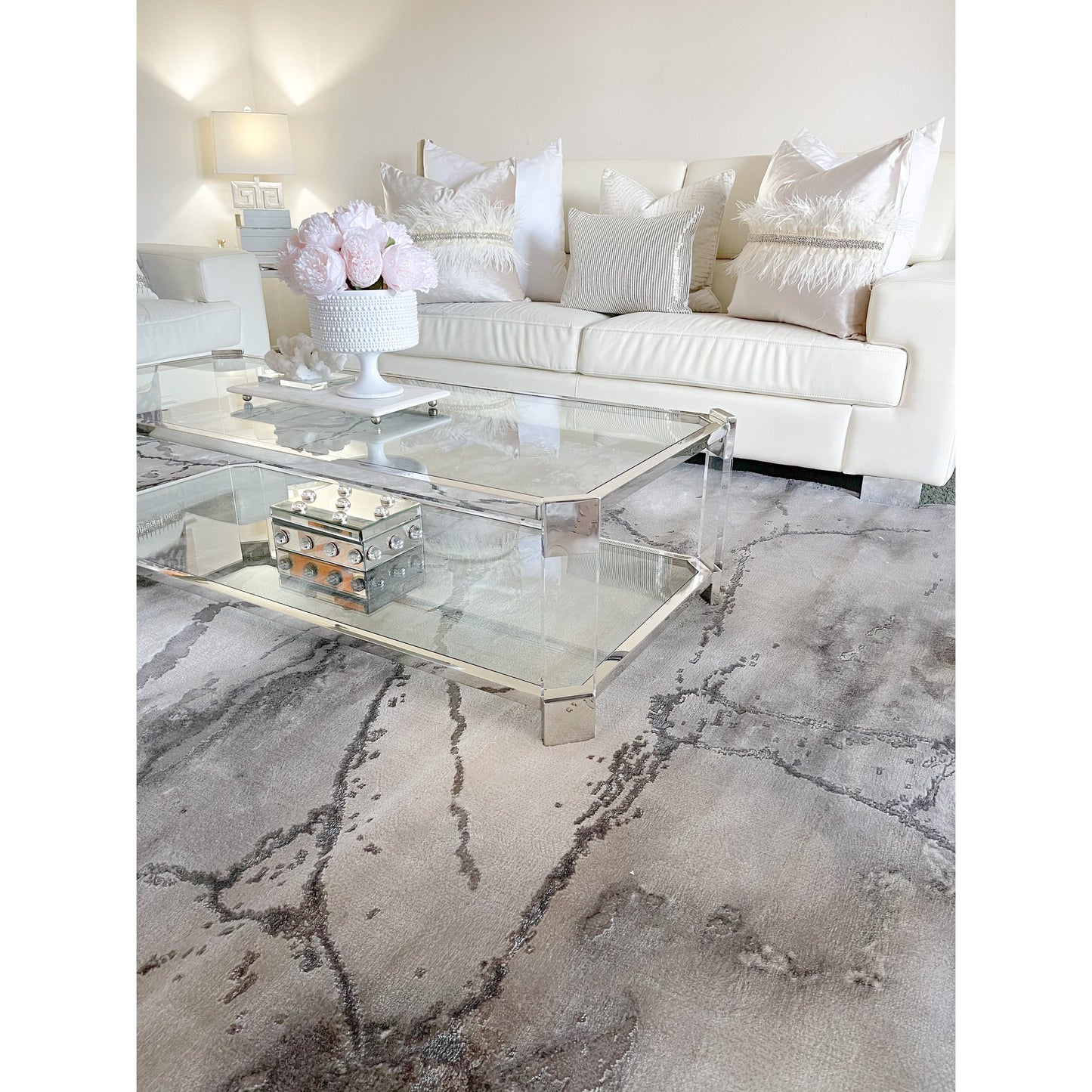 Tappeto moderno astratto Miyase di SAFAVIEH Craft