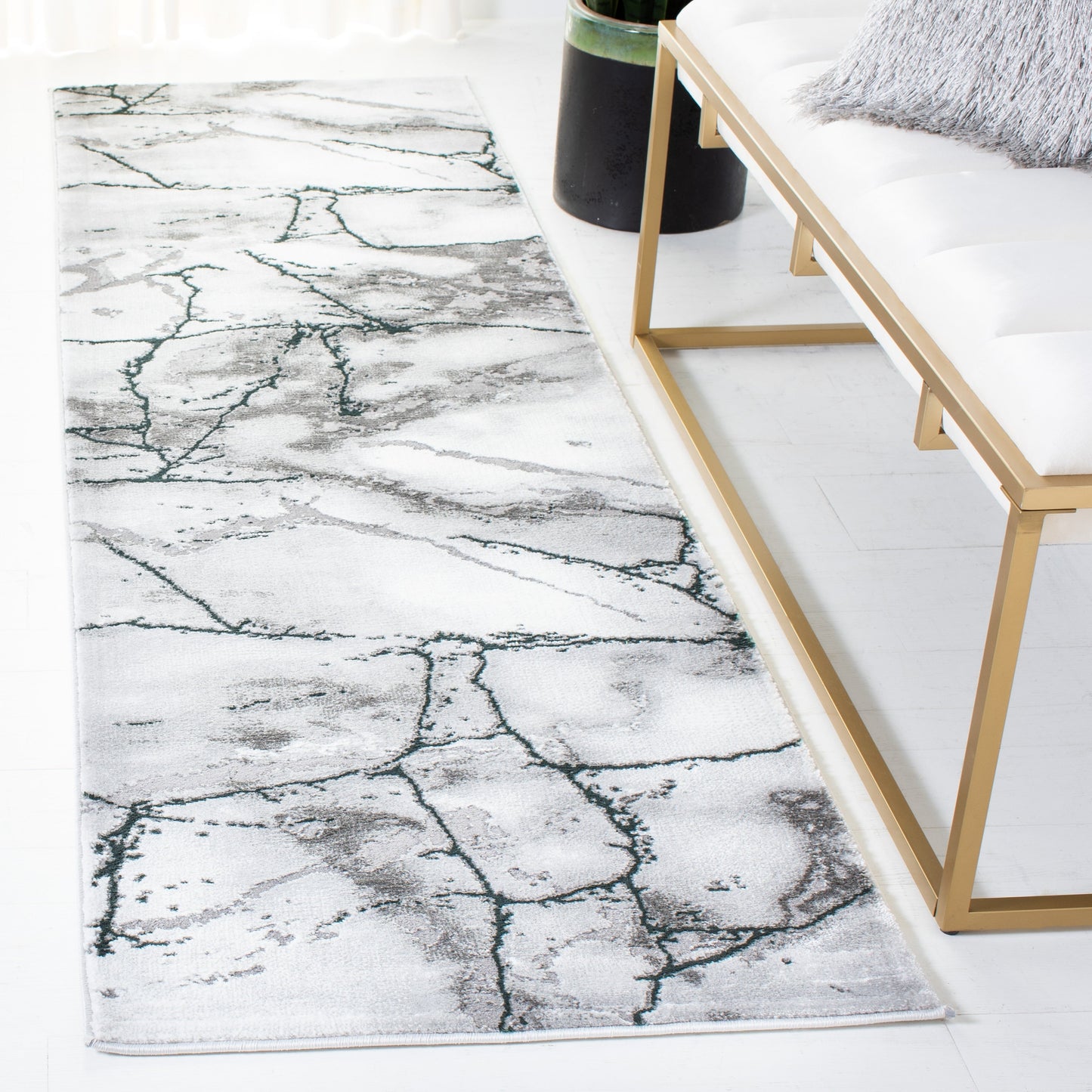 Tappeto moderno astratto Miyase di SAFAVIEH Craft