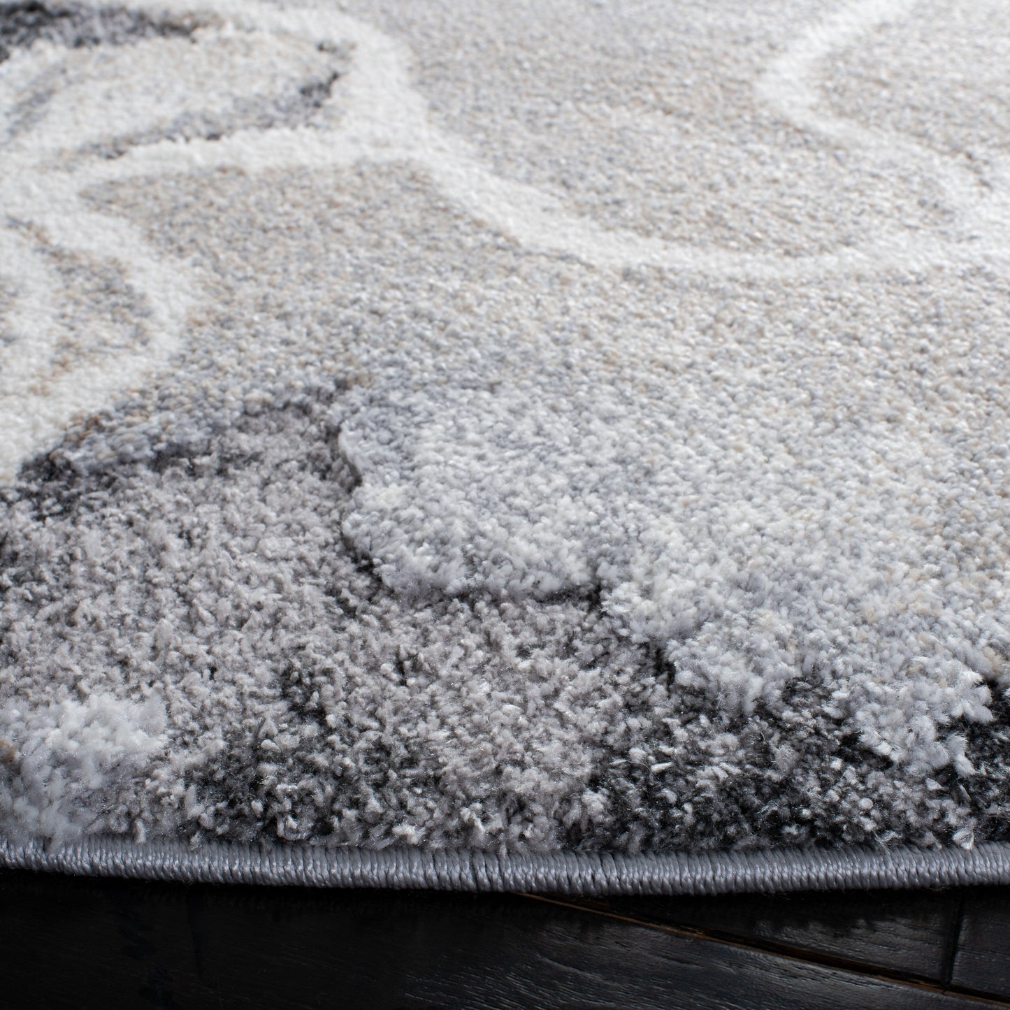 Tappeto SAFAVIEH Cyrus Shag Lyubika Abstract da 1 pollice di spessore