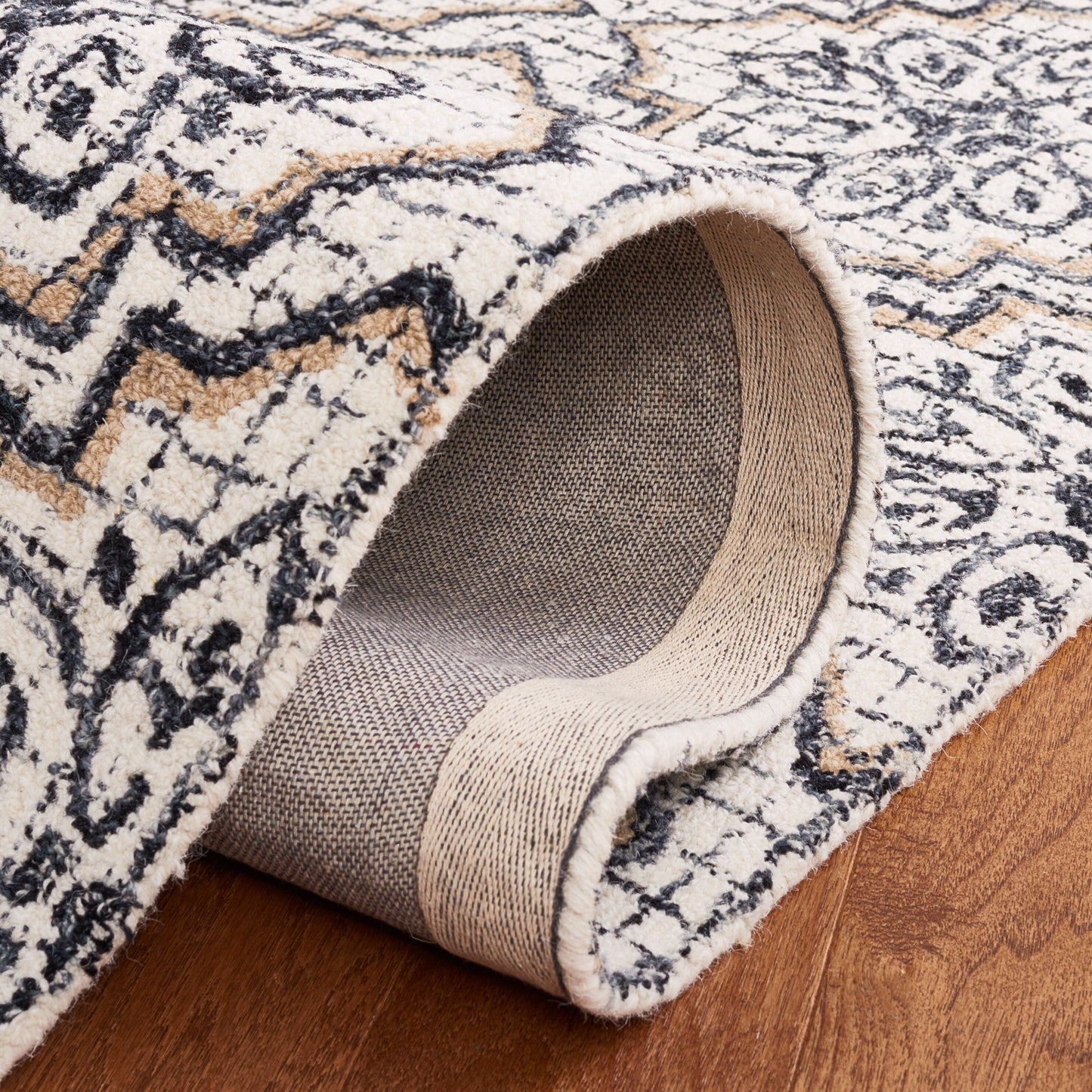 SAFAVIEH Tappeto moderno in lana Ingegerd astratto fatto a mano