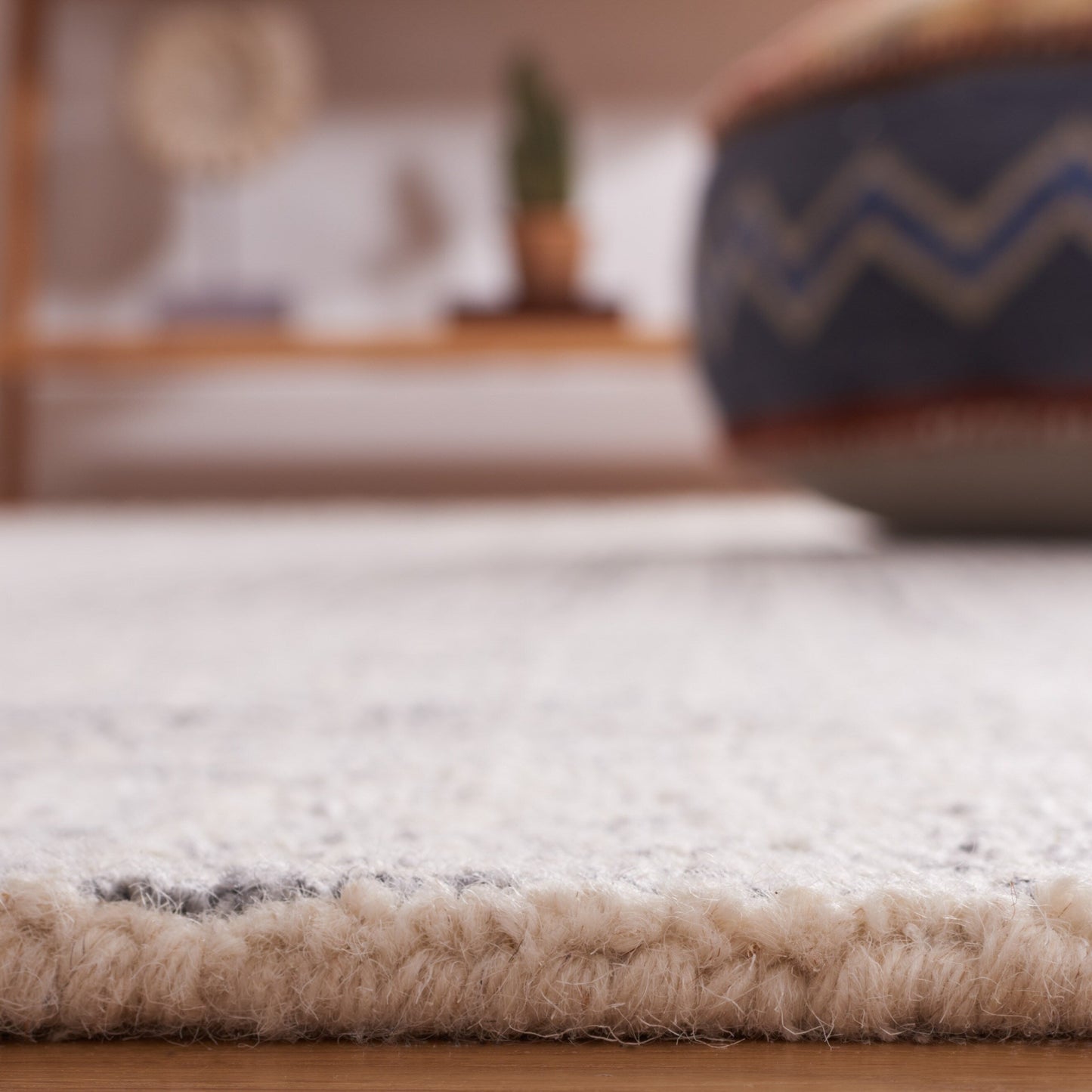 Tappeto moderno in lana Maggy astratto fatto a mano SAFAVIEH