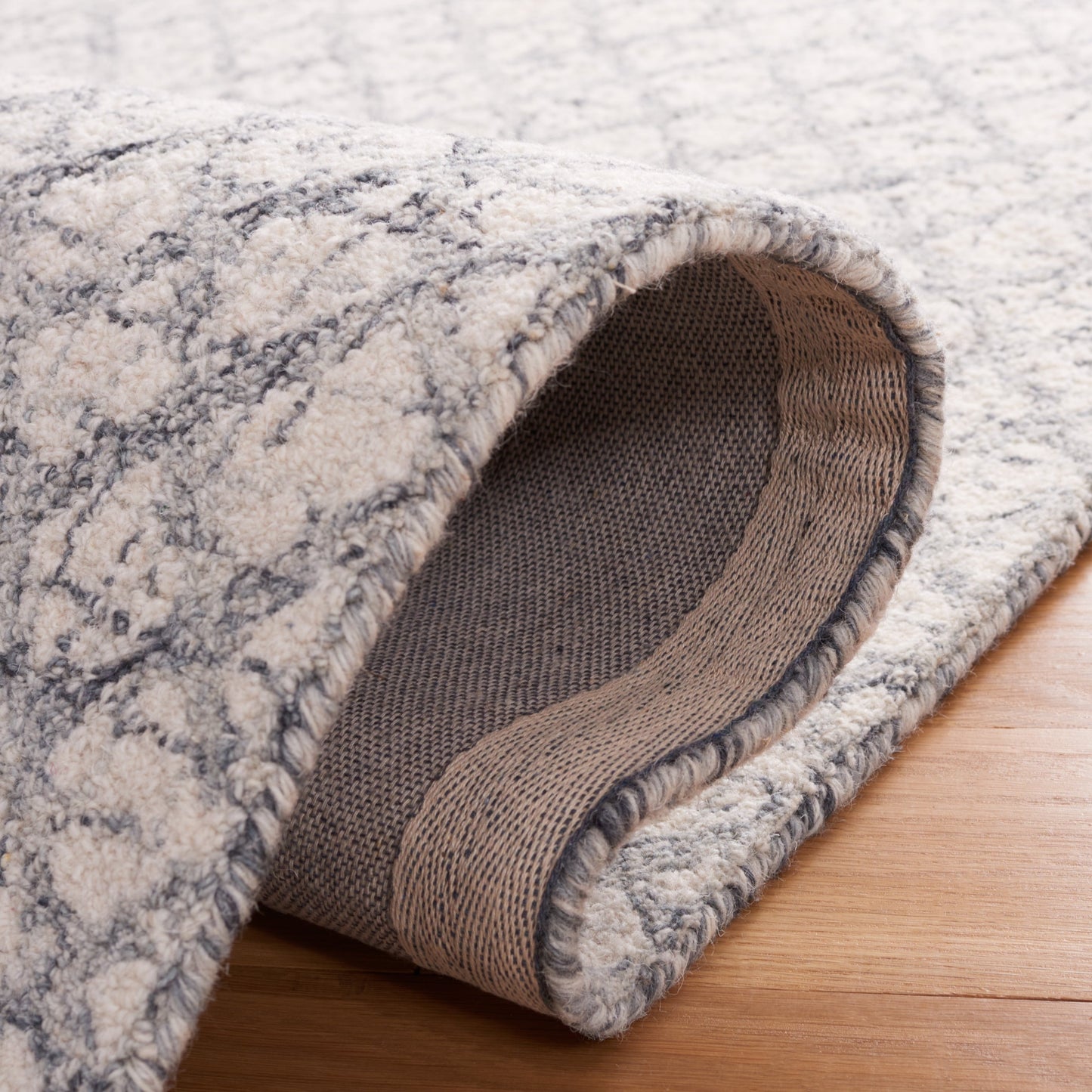 Tappeto moderno in lana Suhad astratto fatto a mano SAFAVIEH