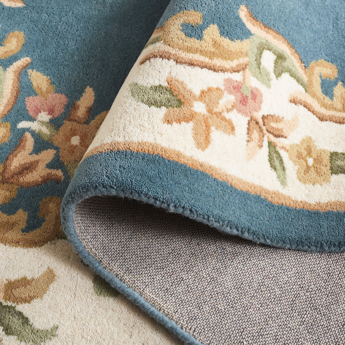 Tappeto tradizionale in lana Aubusson Hale fatto a mano SAFAVIEH.