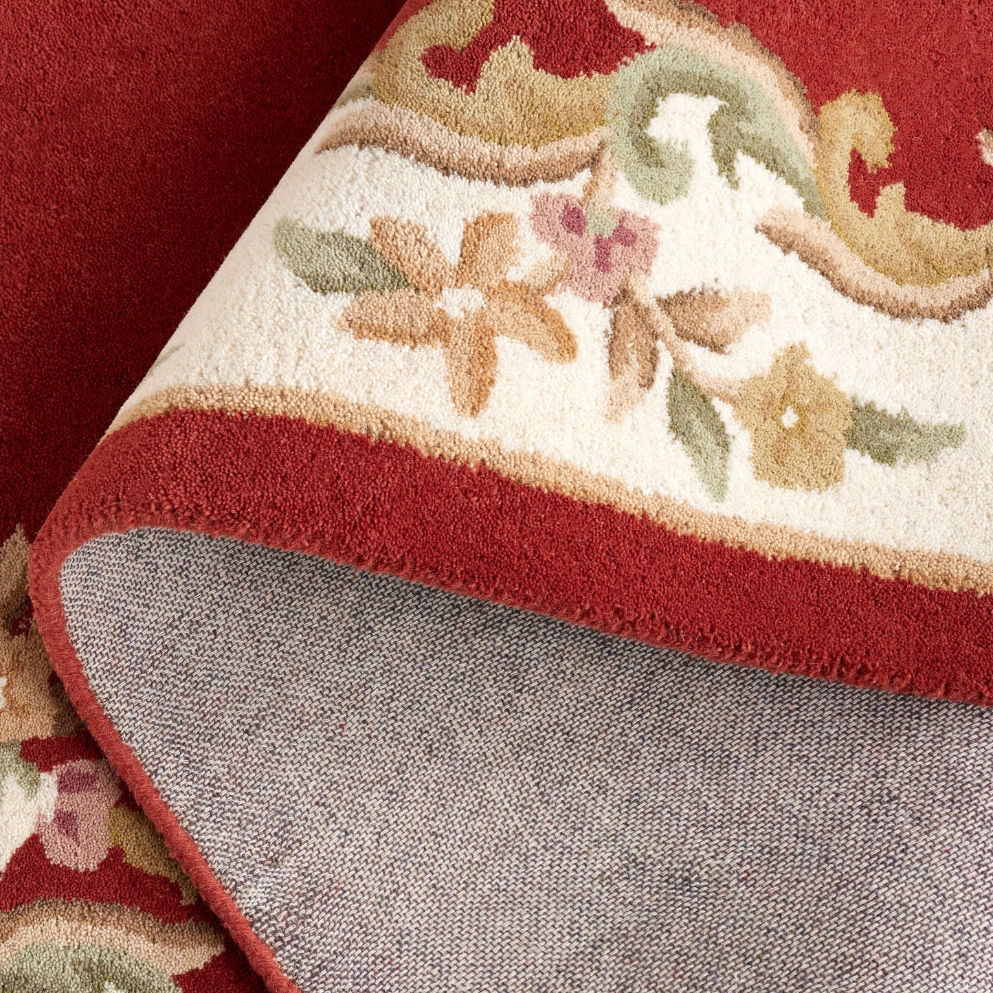 Tappeto tradizionale in lana Aubusson Hale fatto a mano SAFAVIEH.