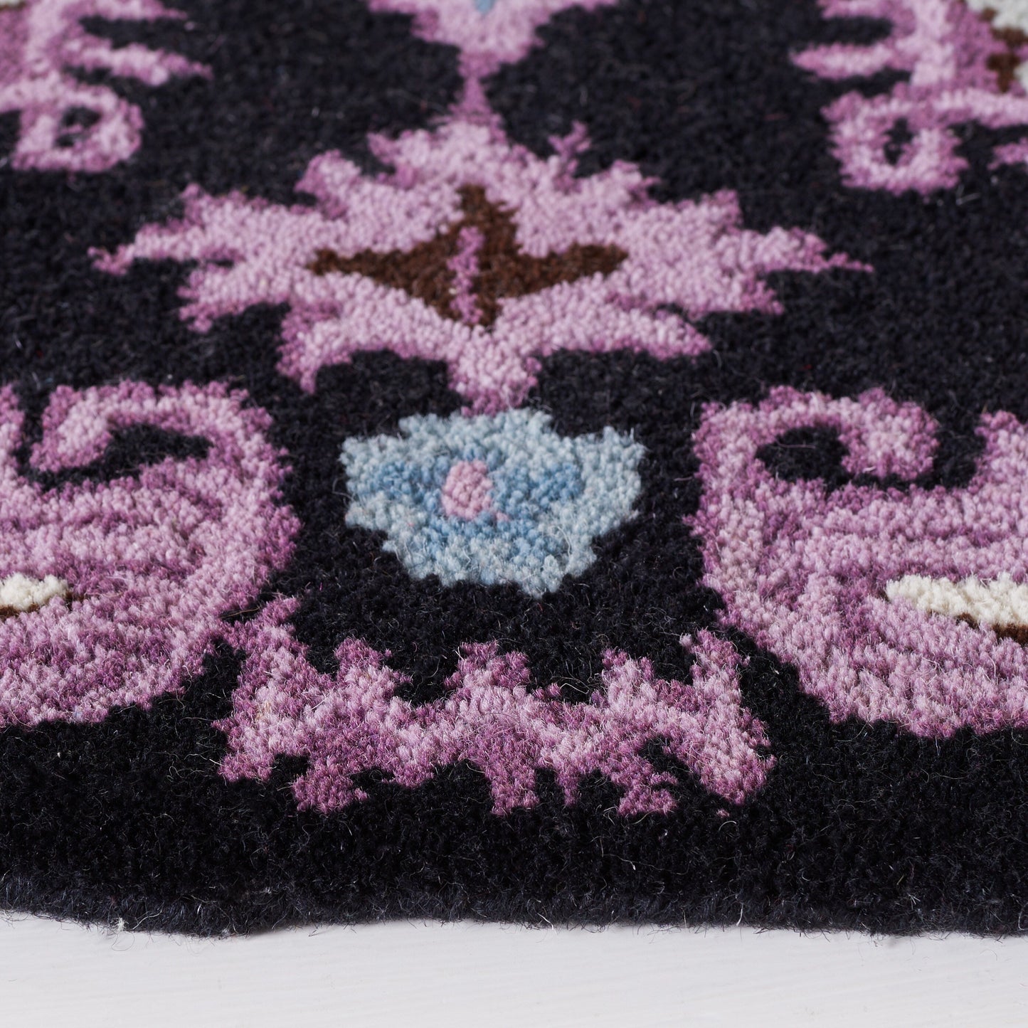 Tappeto in lana con medaglione orientale Tatevik Bellagio fatto a mano SAFAVIEH