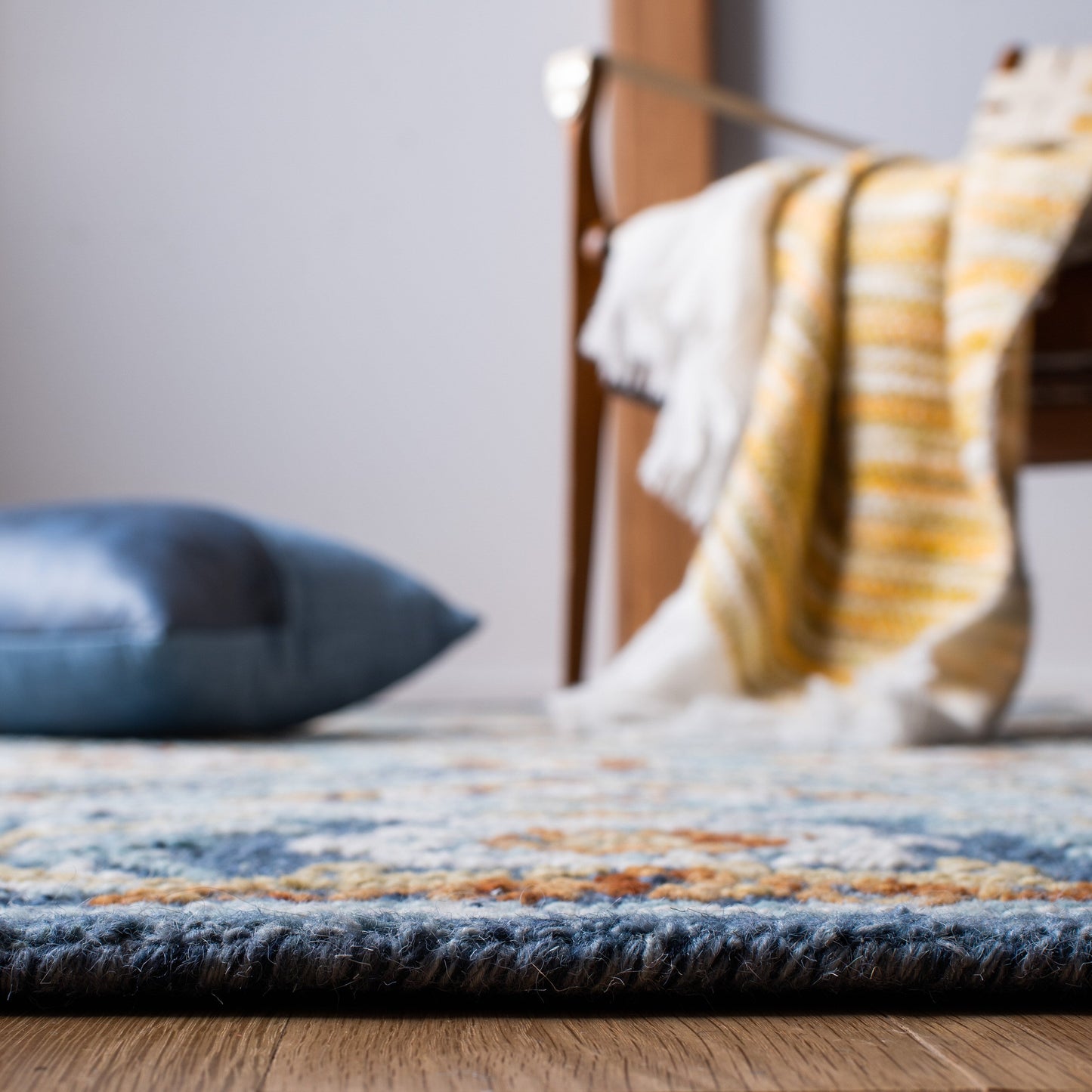 Tappeto tradizionale in lana Ademara Blossom fatto a mano SAFAVIEH