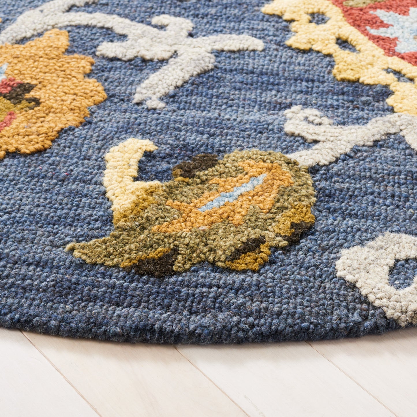 Tappeto moderno in lana floreale Blossom Maaret fatto a mano SAFAVIEH