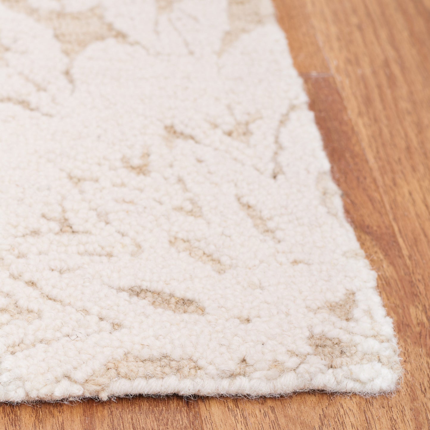 Tappeto moderno in lana floreale fatto a mano Blossom Oriella SAFAVIEH