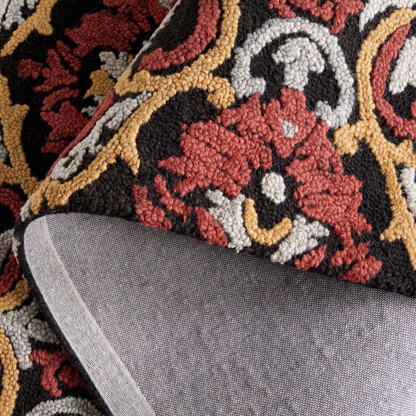 Tappeto in lana floreale Blossom Porzia fatto a mano SAFAVIEH