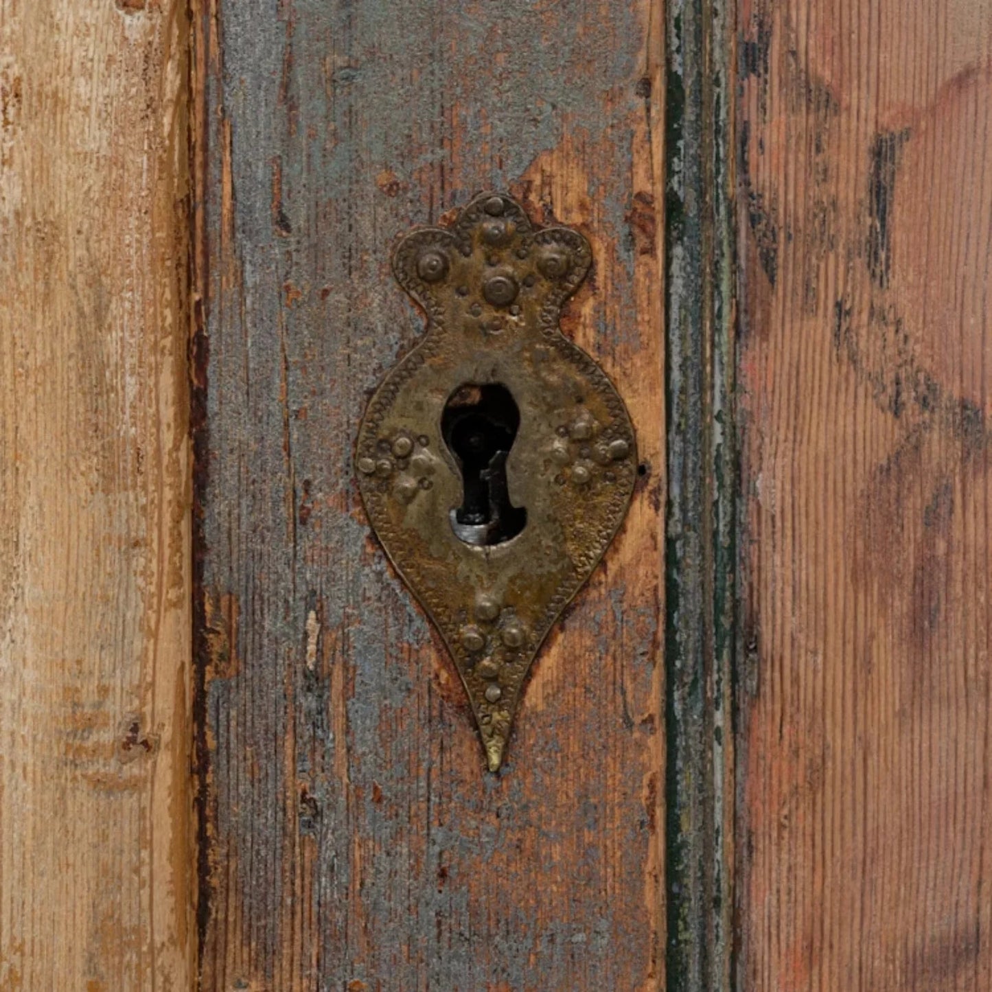 Mobiletto estivo floreale svedese, circa 1900