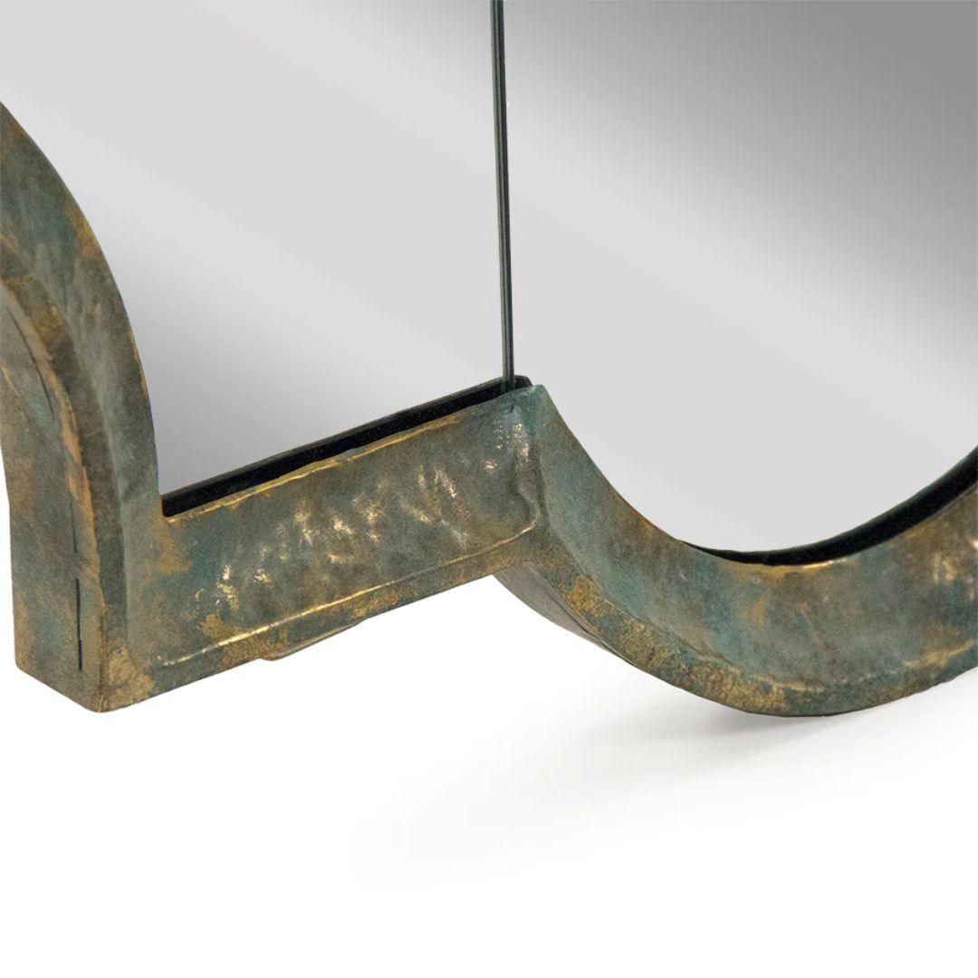 Specchio decorativo con medaglione in stile country francese