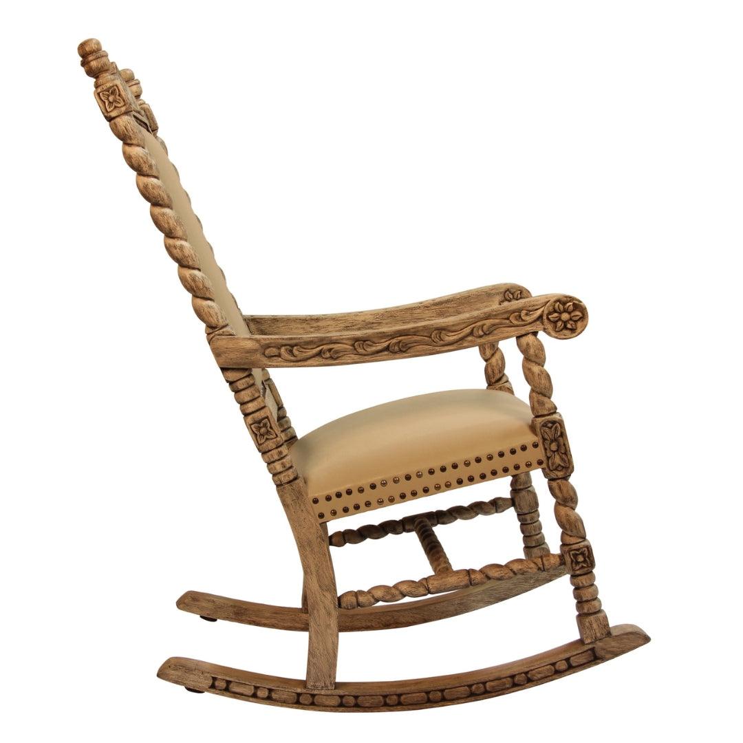 Poltrona Valencia in pelle intagliata