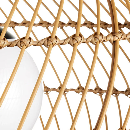 Lampada a sospensione da esterno a forma di turbina in vimini