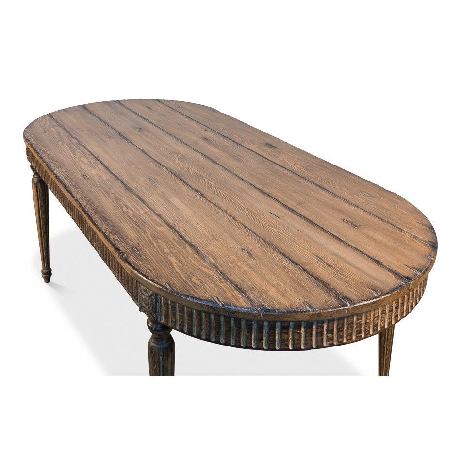 Tavolo da pranzo ovale antico in stile provinciale