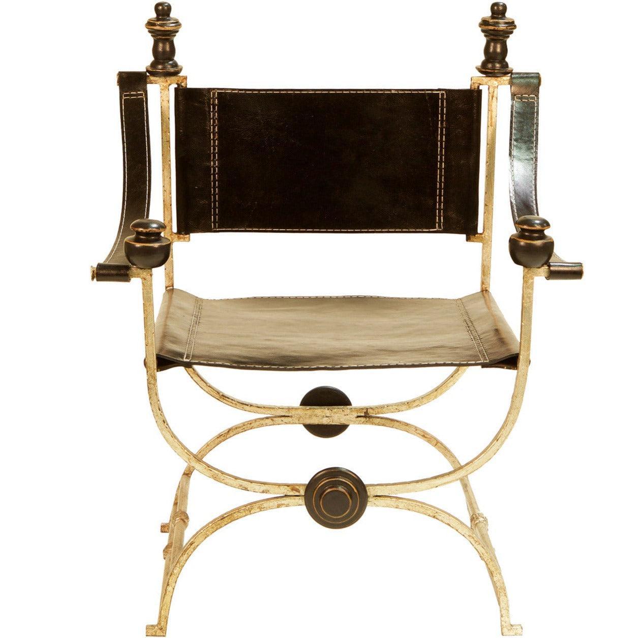 Poltrona da regista in pelle nera e acciaio