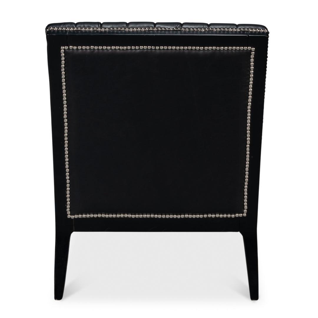 Moderna poltrona in pelle nera