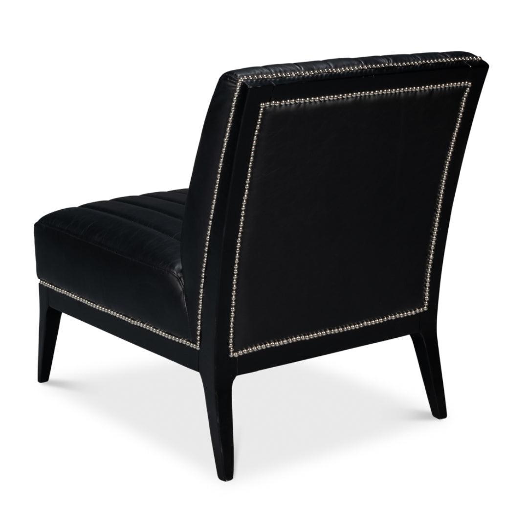 Moderna poltrona in pelle nera