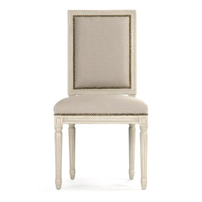 Sedia laterale Louis color avorio con borchie