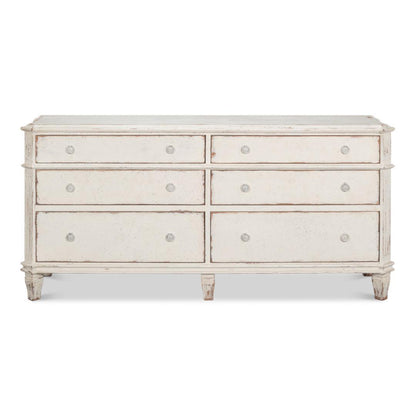 Comò bianco romantico in stile shabby chic