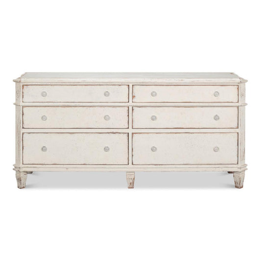 Comò bianco romantico in stile shabby chic