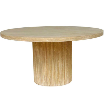 Tavolo da pranzo rotondo in legno di Mindi Elle