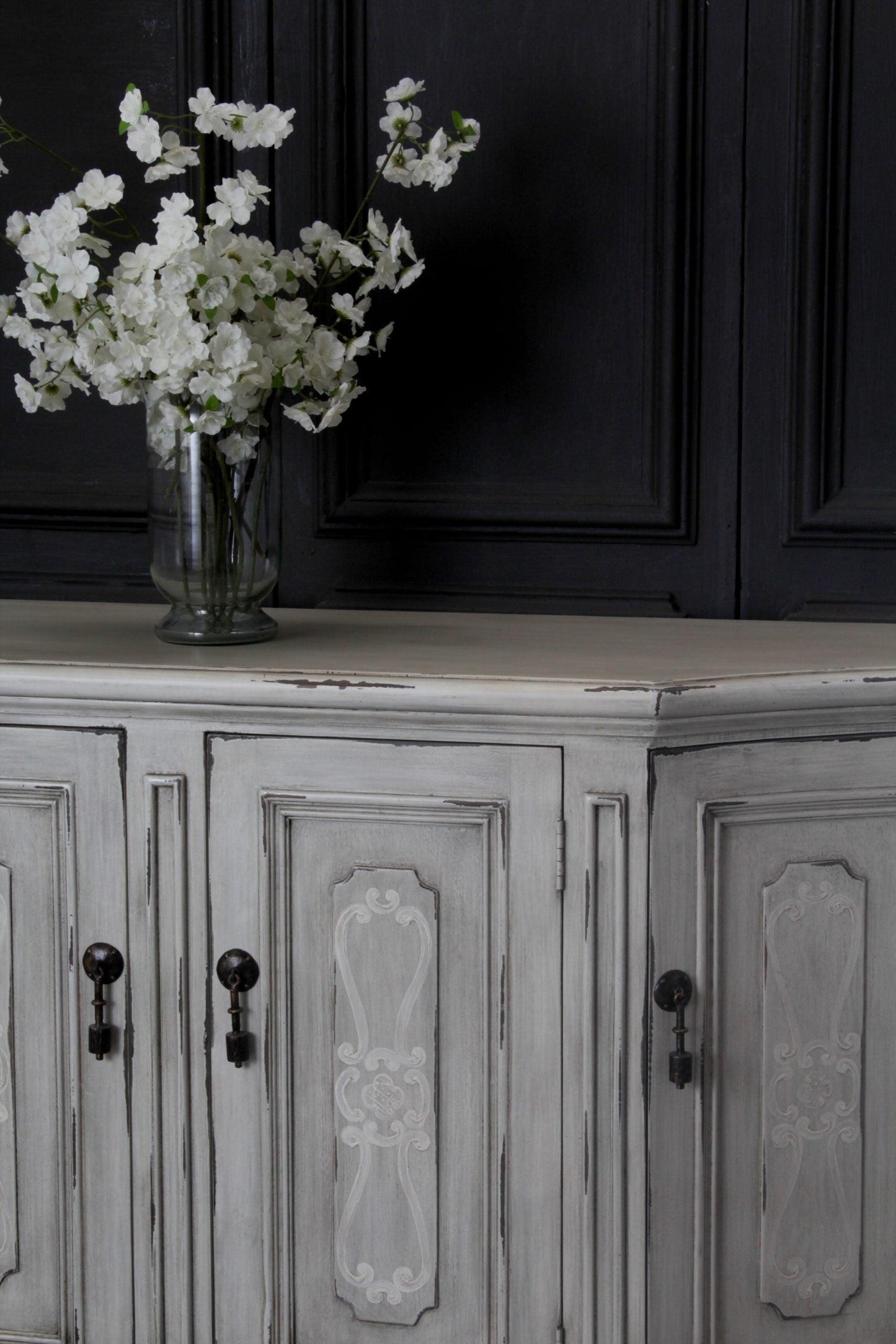 Buffet curvo a 4 ante in stile fattoria