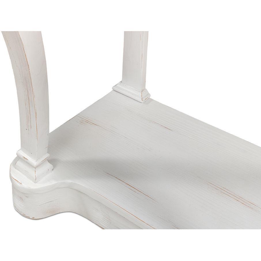 Comodino con gambe cabriole francesi