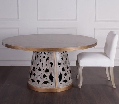 Tavolo da pranzo con base rotonda dorata