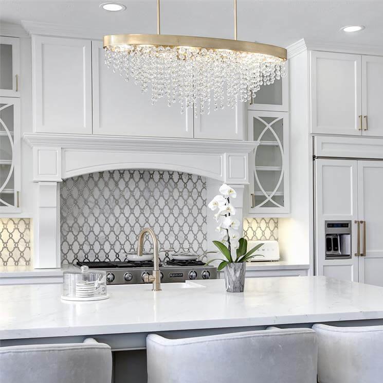 Lampadario a pioggia in cristallo dorato