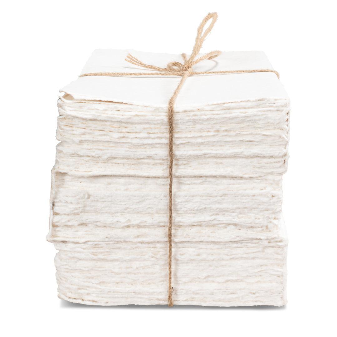 Libro in carta fatta a mano