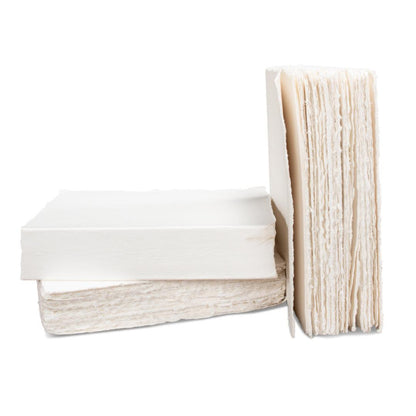 Libro in carta fatta a mano