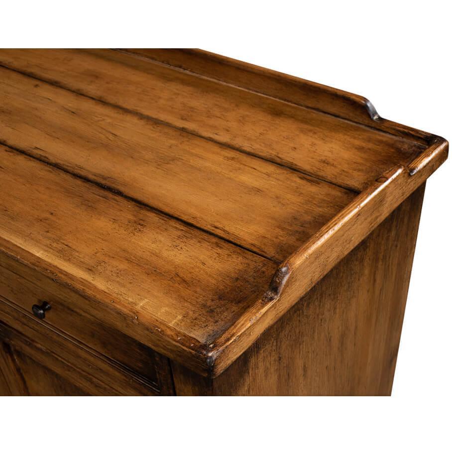 Credenza francese in stile country invecchiato Madigan