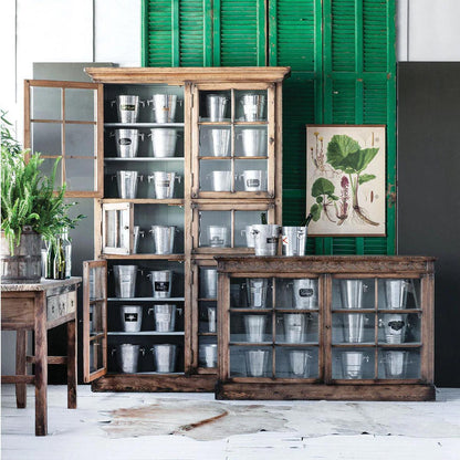 Mobiletto rustico con anta in vetro