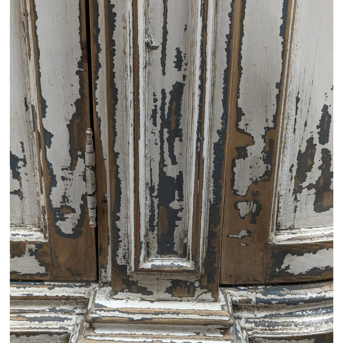 Credenza a mezzaluna rustica bianca in stile fattoria francese