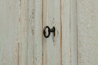 Credenza in stile fattoria con piano in legno di salvia