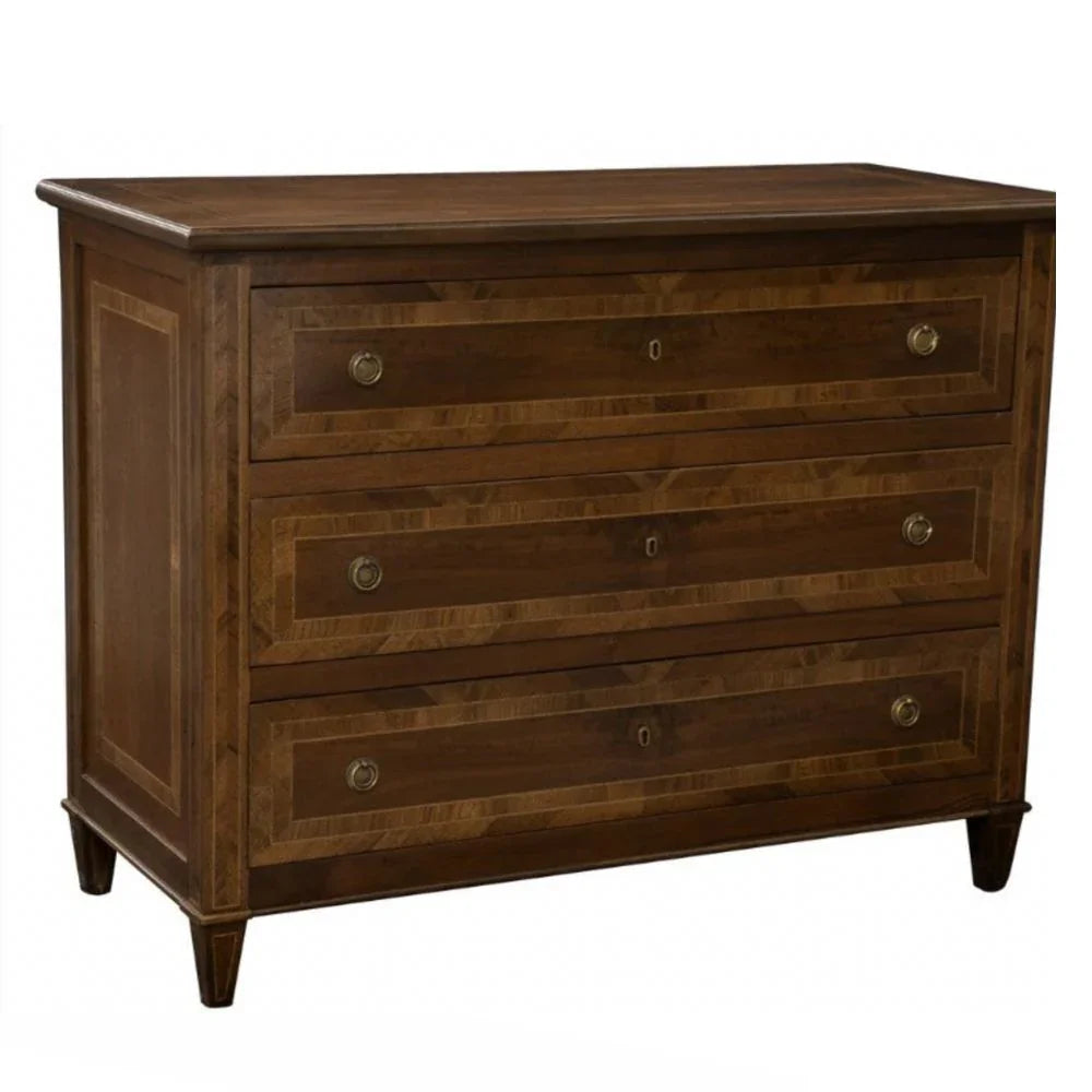 Baule ispirato al cimelio di noce